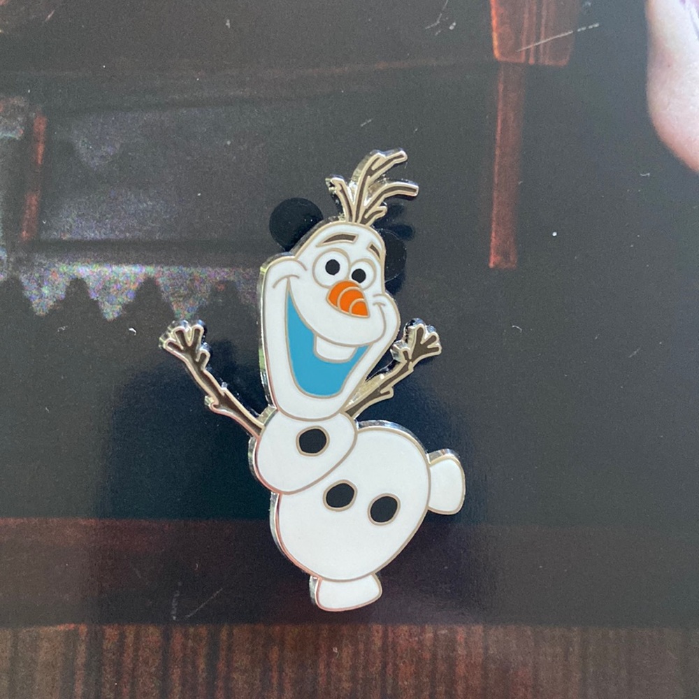 Disney pin